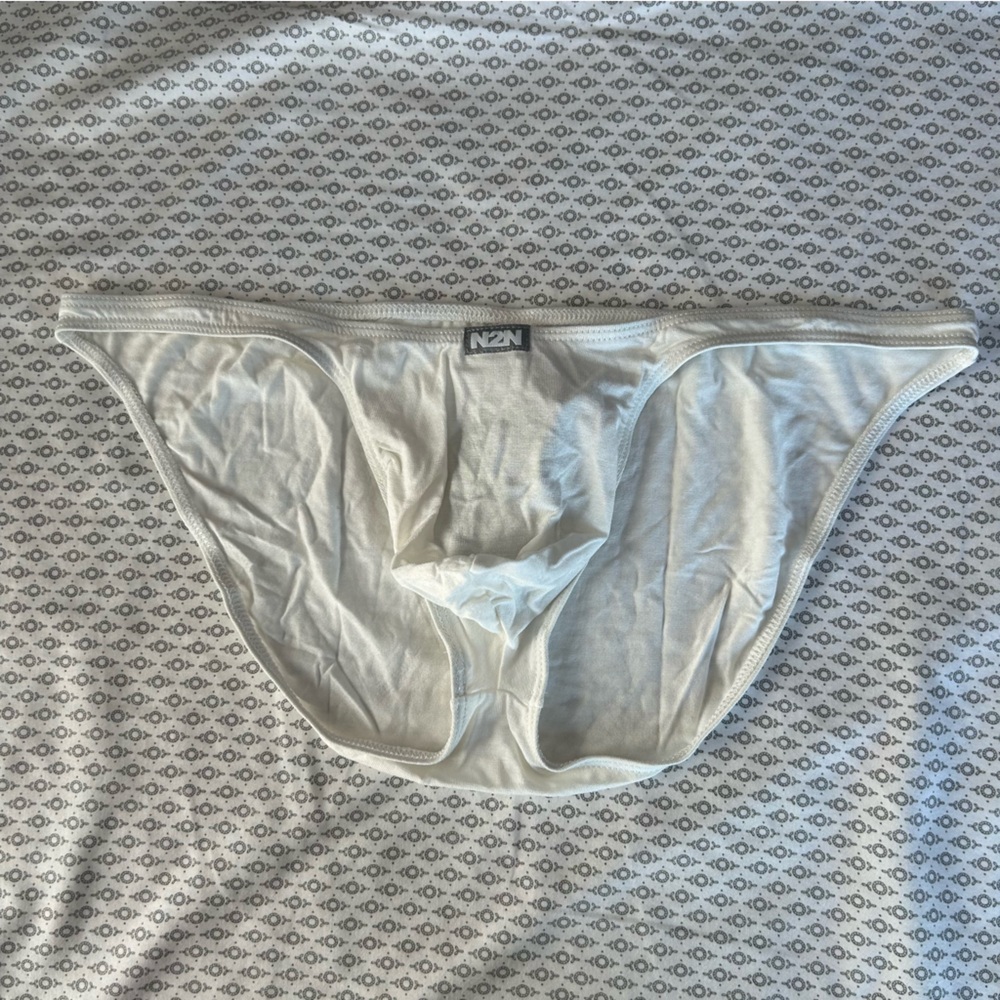 N2N Bodywear White Rayon Stretch Pouch Briefs Large NWT